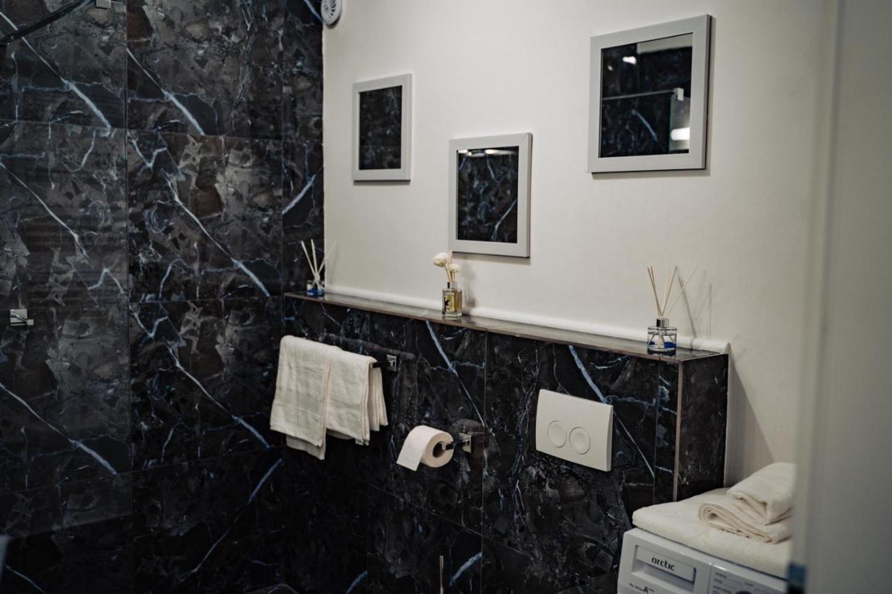 Turcoazlux Apartments Орадеа Екстериор снимка